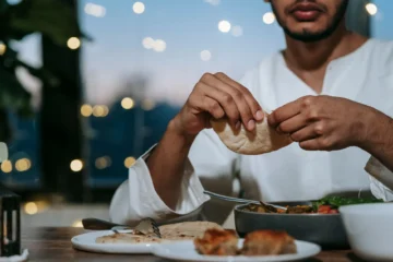 İslam Ahlakı ve Güzel Adaplar: Günlük Hayatta Uygulamalı Rehber
