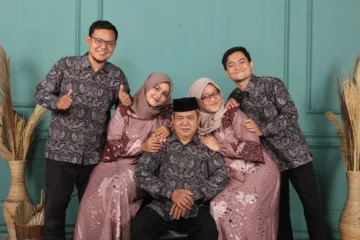 İslam'da Güzel Ahlak ve Adap: Hayatımıza Nasıl Yansıtırız?
