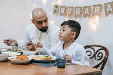 İslami İlkelerle Çocuk Eğitimi: Huzurlu ve Bereketli Nesiller Yetiştirmek