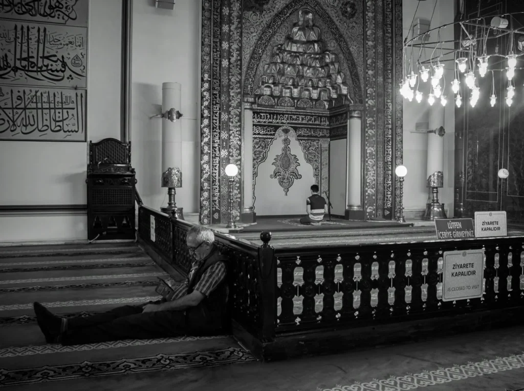 Namaz Kılmaya Yeni Başlayanlar İçin Adım Adım Namaz Rehberi