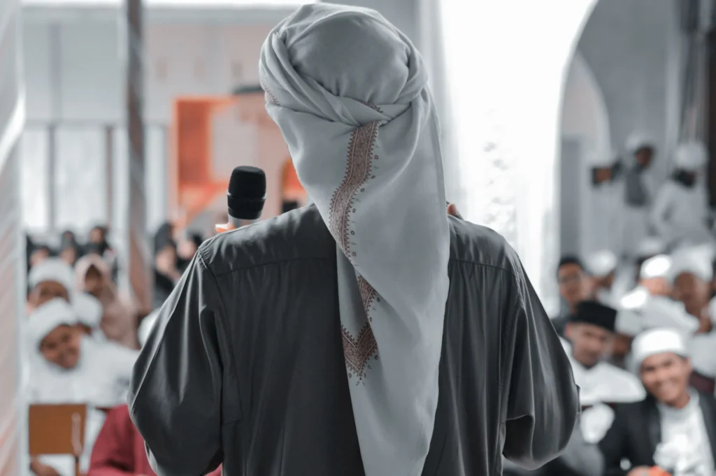 İslam Ahlakında Güzel Huy: Peygamberimizin (SAV) Örnek Hayatından Dersler