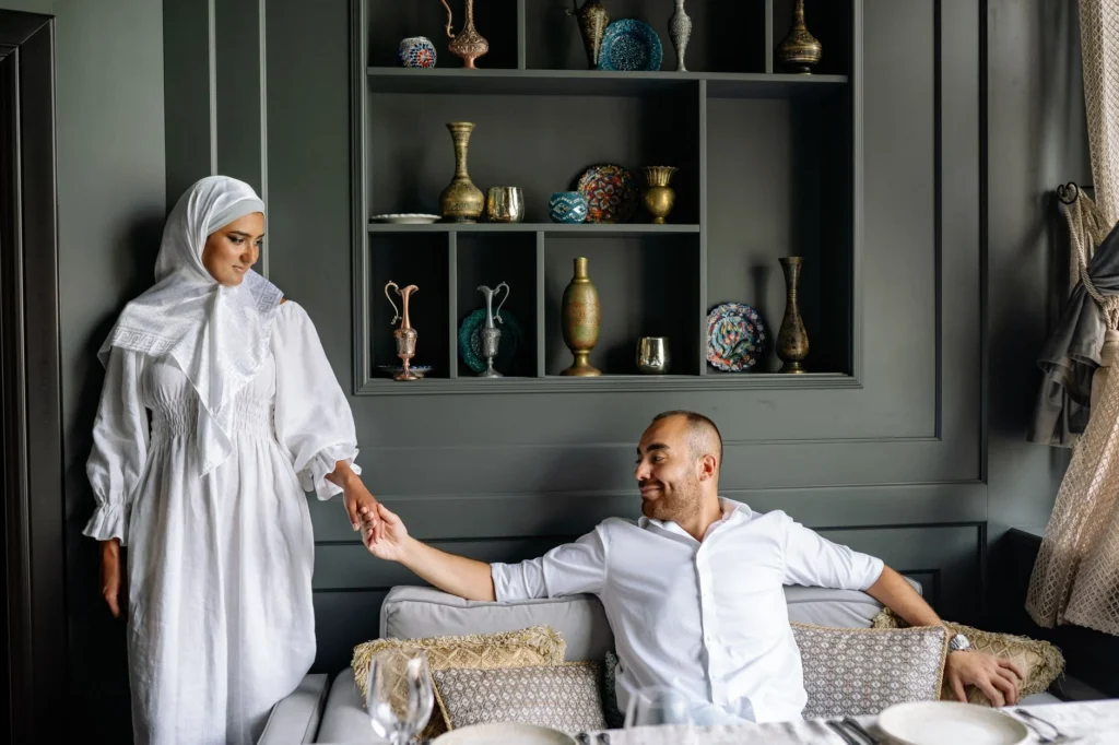 İslam Ahlakının Vazgeçilmez İlkeleri: Güzel Bir Hayat İçin Adap Kuralları