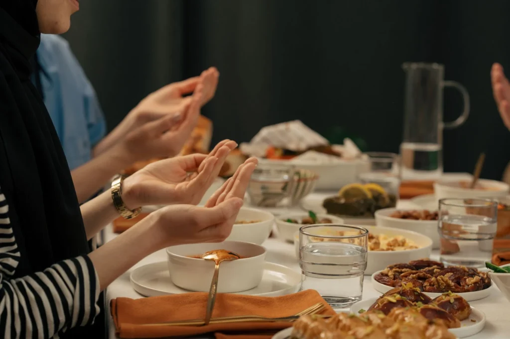 Orucu Bozan Durumlar Nelerdir? Mezheplere Göre Farklılıklar