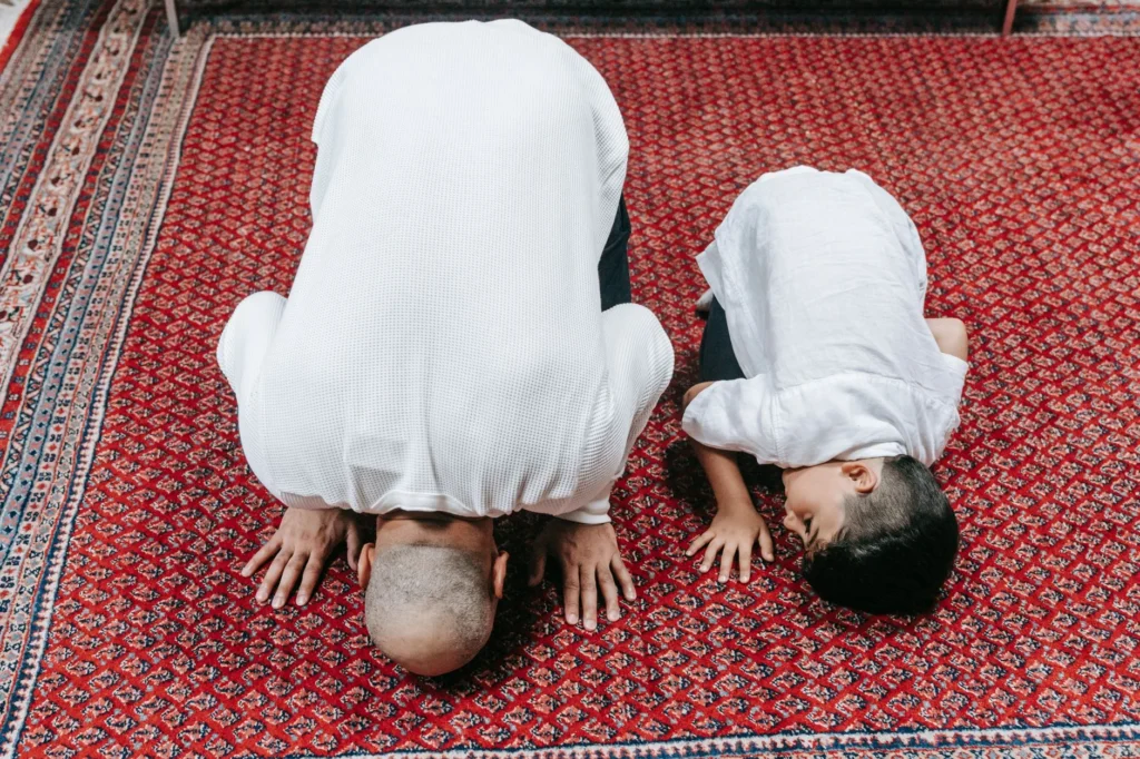 İslam'da Aile Hayatı: Huzurlu ve Bereketli Bir Yuva İçin Prensipler