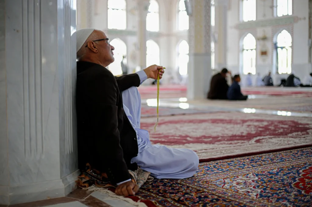 Namaz Kılma Rehberi: Adım Adım Uygulama ve Sık Sorulan Sorular