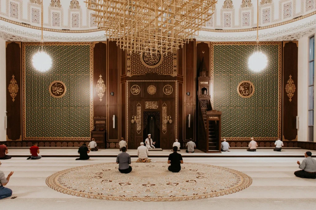 İslam'da Mübarek Günler: Kandiller ve Bayramların Ruhani Anlamı